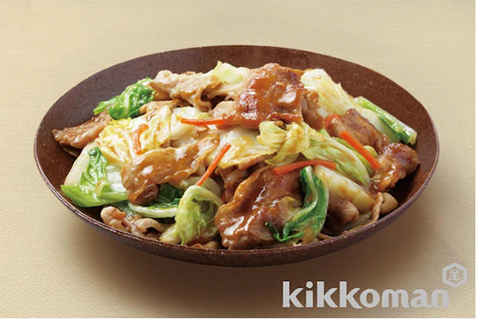Kikkoman - Vorbereitung auf Pan -gebratene Save, Schweinefleisch und chinesisches Kohl 90g